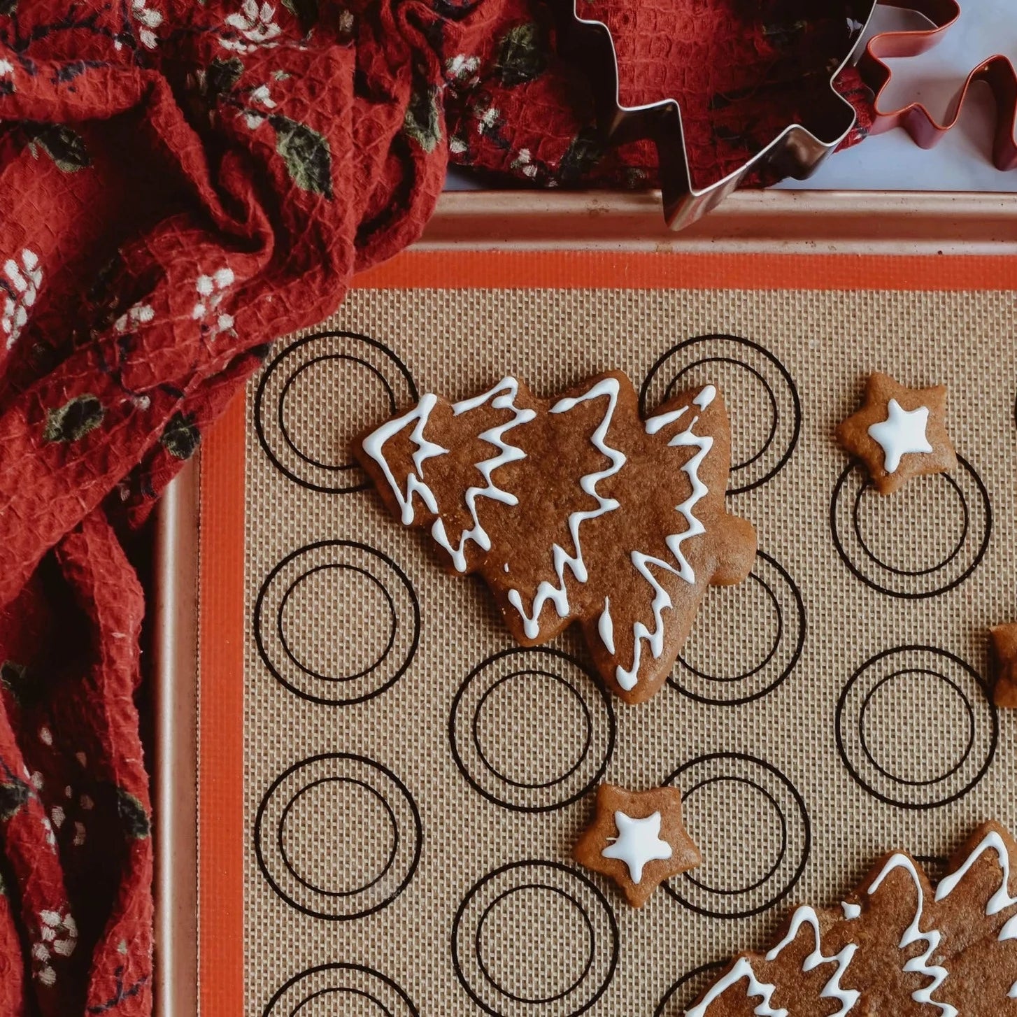 Silicone baking online mat in store